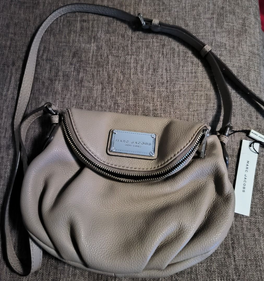 Marc jacobs taupe deals crossbody