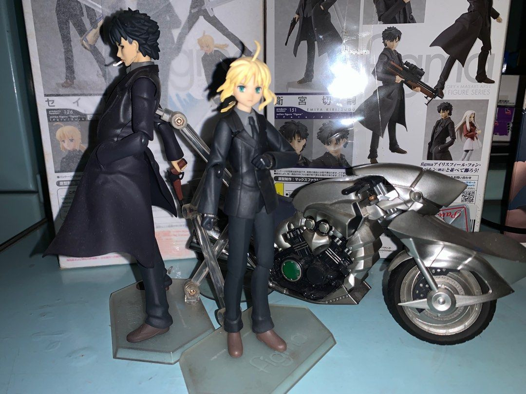 中古品）Max Factory figma 126 Fate/Zero Saber & figma 151 衛宮切嗣& ex:ride saber  motored cuirassier, 興趣及遊戲, 玩具& 遊戲類- Carousell