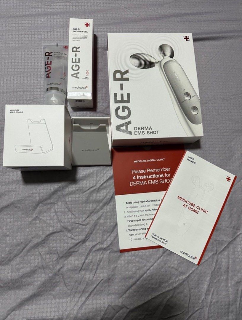Medicube Age R Device EMS Derma Shot Beauty Personal Care