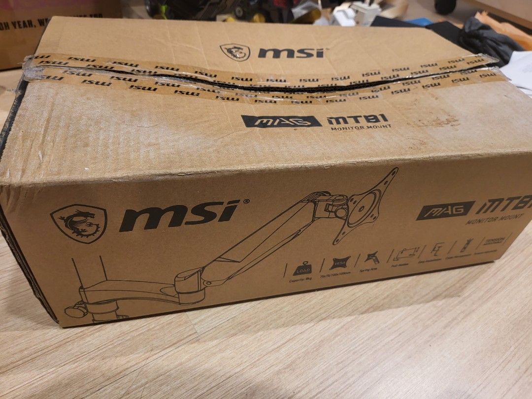 MSI MAG MT81 Monitor Arm, Computers & Tech, Parts & Accessories, Other