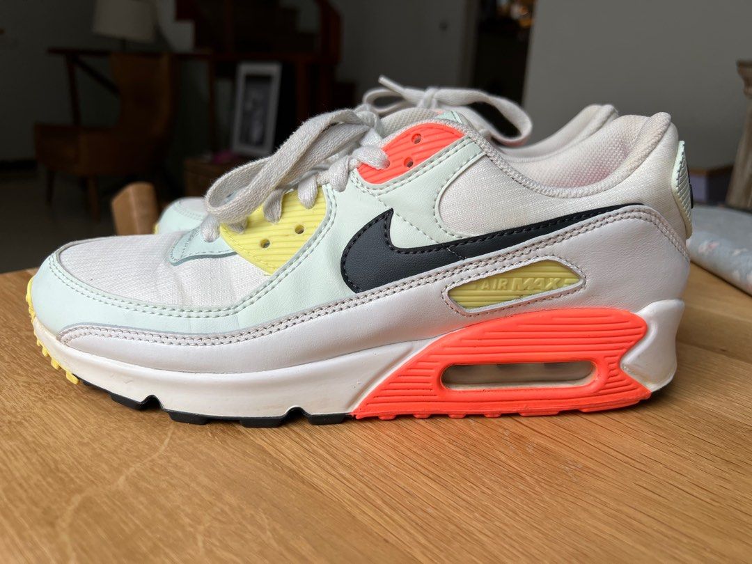 Womens size 10 sales nike air max