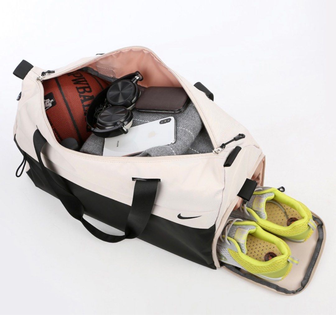 Black nike online duffel bag large