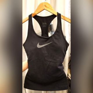 Nike I-beam swoosh women's hybrid sports training gym top