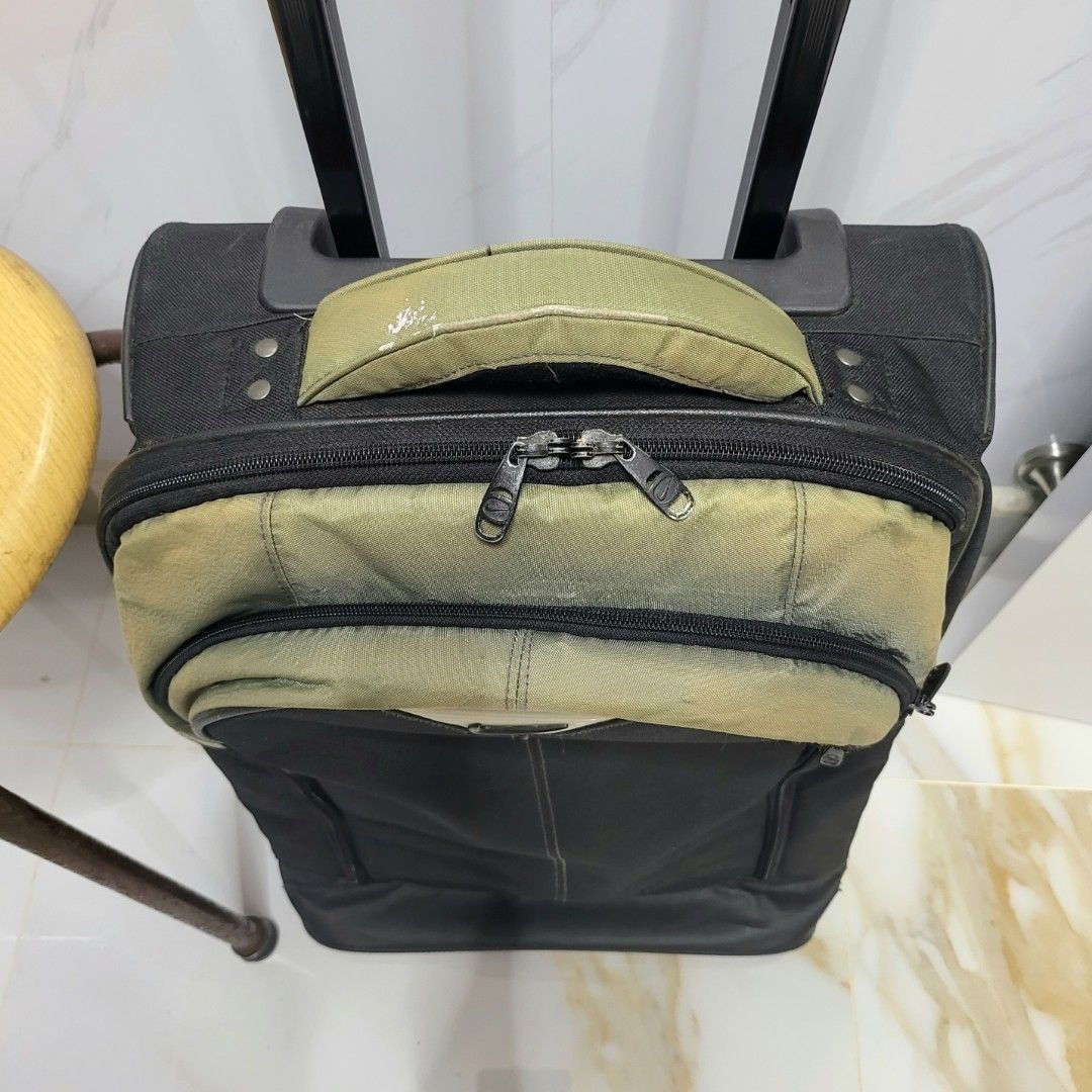 carry on luggage nike