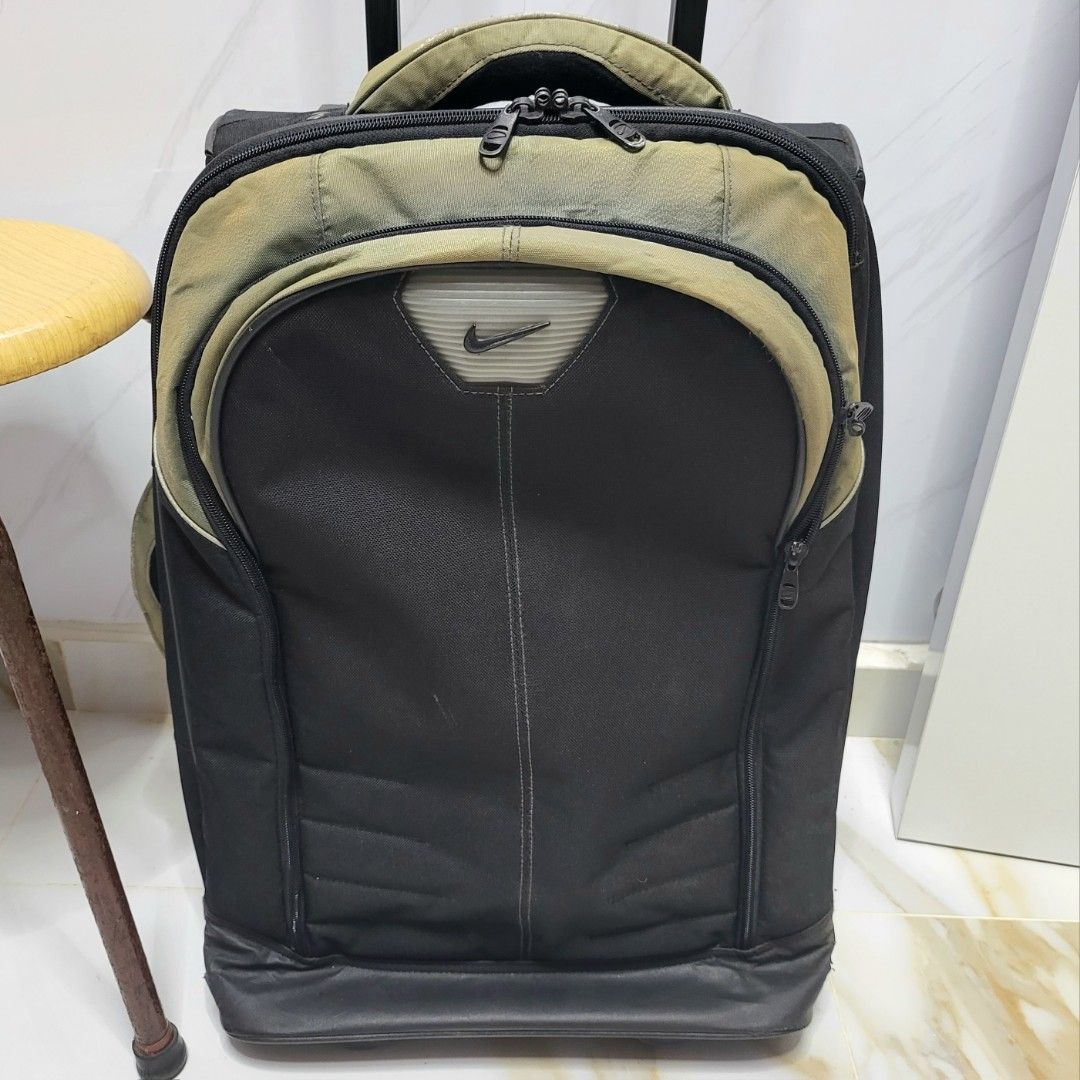 Nike rolling backpack brown store