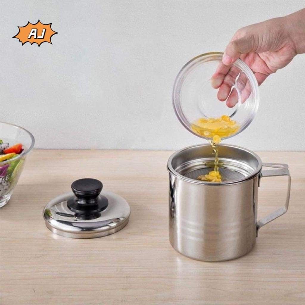 Oil strainer container (Category: Other Kitchenware & Tableware) located in Mandaluyong City. Submitted by shopmla (Listing ID 1219355969, Image 2). Description: Oil strainer container Php 150. Stainless steel Sf applies COD Lalamove pabili Gcash Bpi family.
