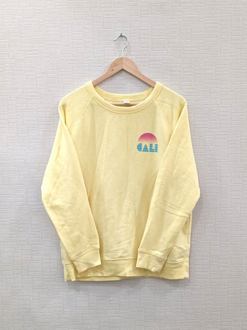 Old Navy Original Sweater Kuning Yellow Sweatshirt Branded Crew neck