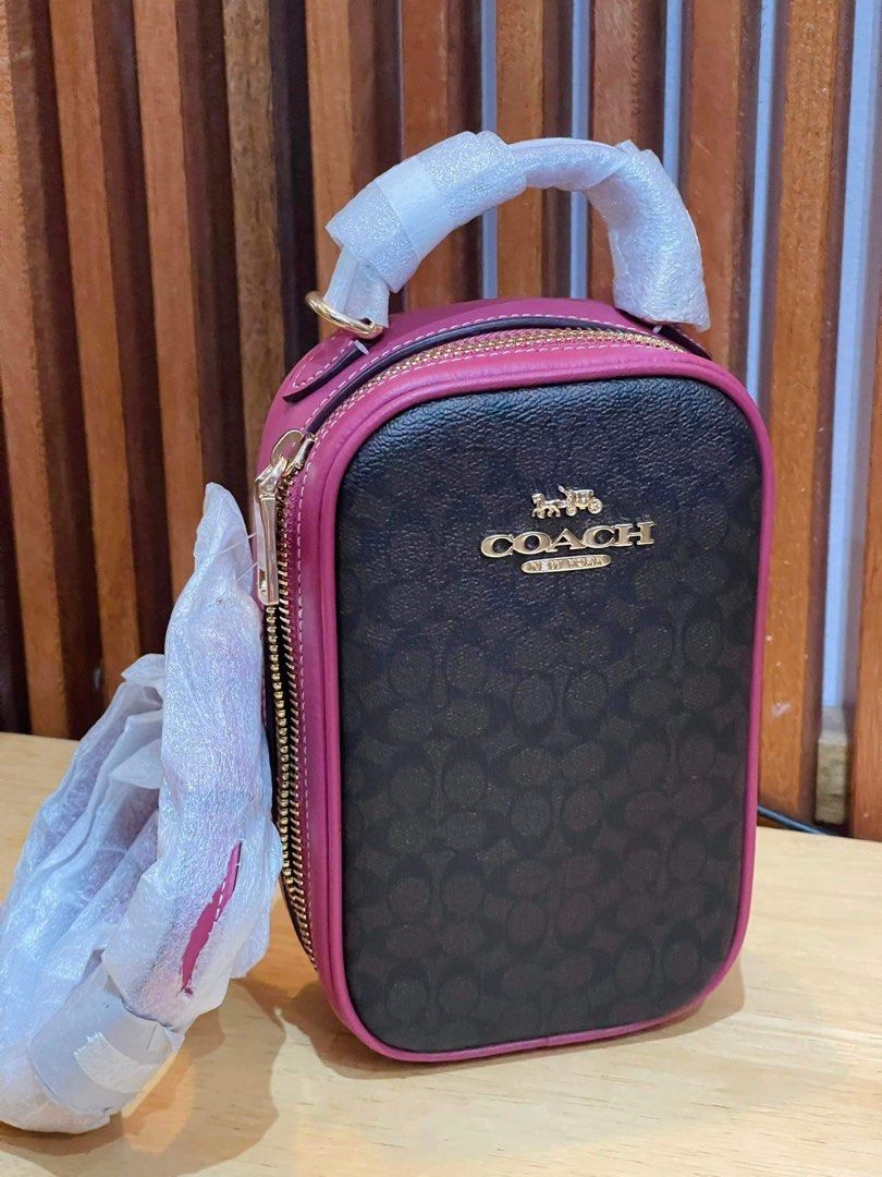 💯ORIGINAL COACH EVA PHONE CROSSBODY (Category: Luxury Bags & Wallets) located in Quezon City. Submitted by ashongsstore (Listing ID 1219219130, Image 1). Description: 🐎C0ACH COLLECTION 🐎 🇵🇭ONHAND🇵🇭 ‼️Please look at our pictures as that is exactly what you are purchasing‼️ 💯GUARANTEED ORIGINAL AND AUTHENTIC or TRIPLE YOUR MONEY BACK! Not REPLICA, OEM, TOP GRADE QUALITY, AUTHENTIC QUALITY or Any other Terms to DENOTE FAKE! 😎 . . . Disclaim