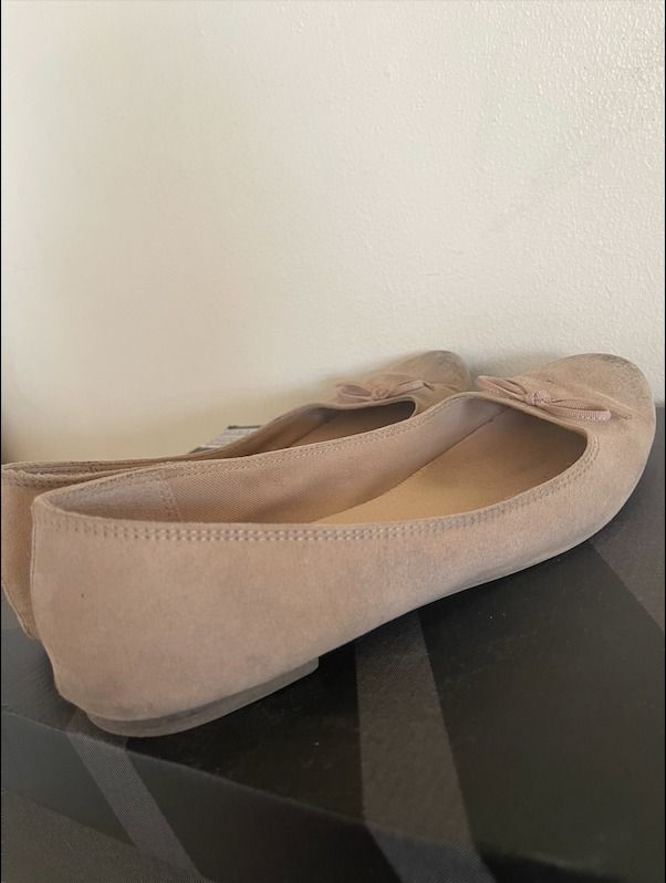 Beige flats payless new arrivals