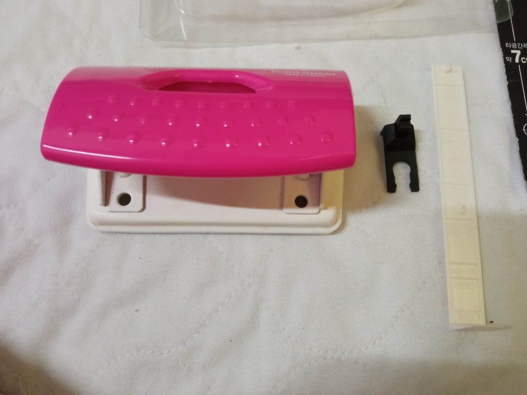 Pink Twohole puncher from Daiso Japan with FREE onewhole puncher