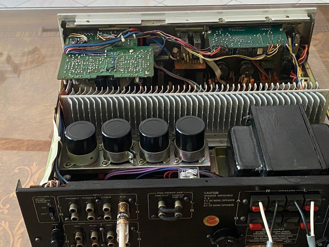 Pioneer SA-8800 integrated amp, Audio, Soundbars, Speakers
