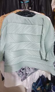 Pleats top zigzag