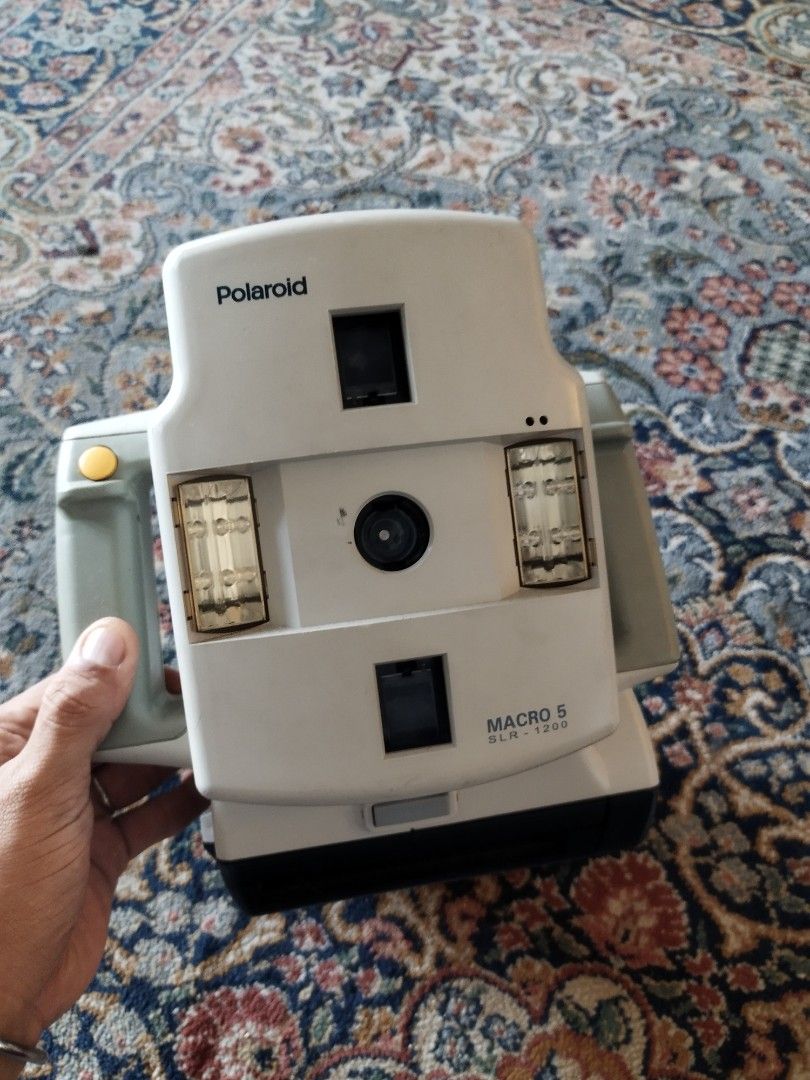 Polaroid macro 5 slr 1200, Photography, Cameras on Carousell