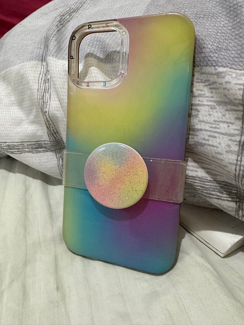Popsockets (Category: Cases & Sleeves) located in Quezon City. Submitted by lolove1244 (Listing ID 1219283863, Image 3). Description: iphone 13 popsockets case.