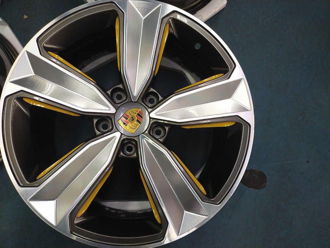 Porsche SUV sports Rims, Car Accessories, Tyres & Rims on Carousell