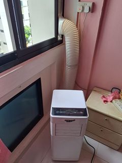(Category: ) located in . Submitted by fiqapiqaaa01 (Listing ID 1219206668, Image 1). Description: .