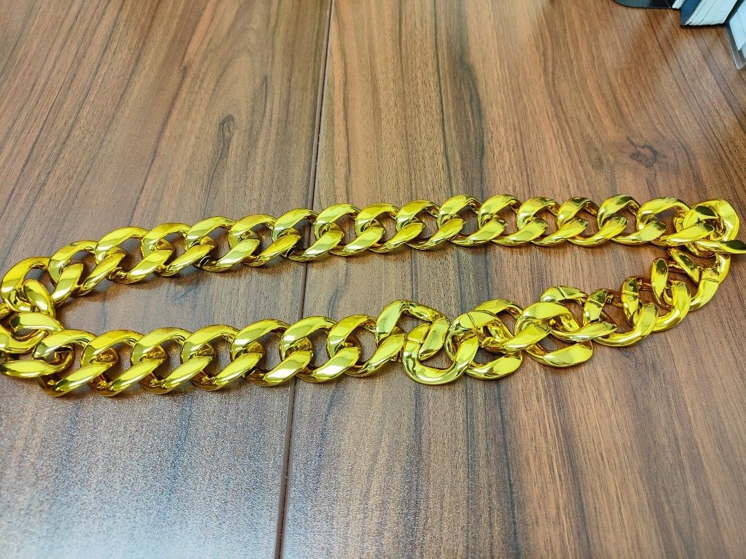 Prop Fake Gold Chain, Everything Else on Carousell