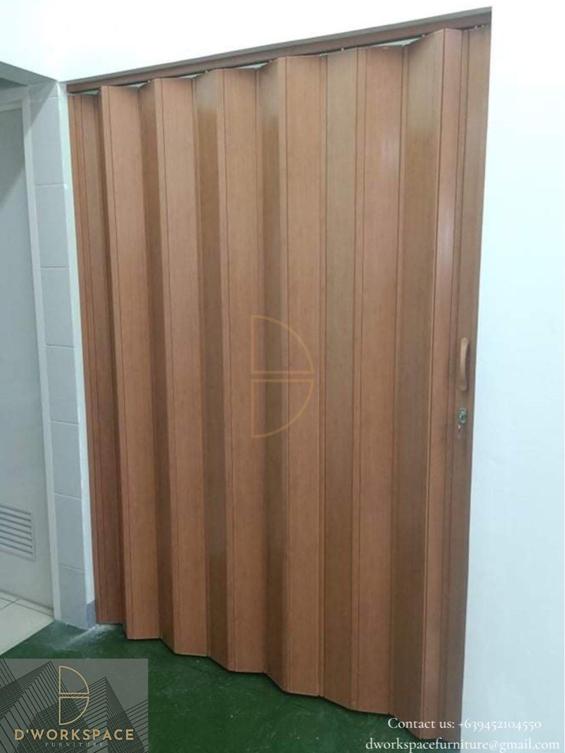 accordion folding doors with lock