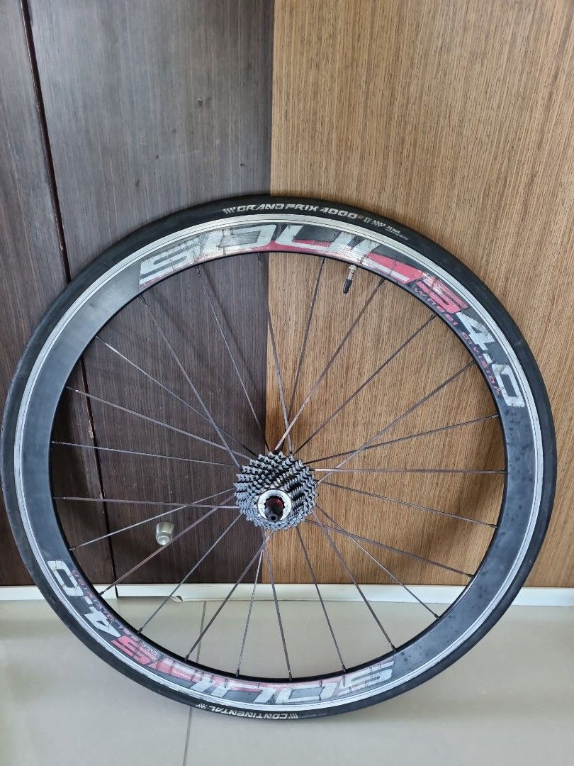 Road bike rear wheel, Sports Equipment, Bicycles & Parts, Parts & Accessories on Carousell