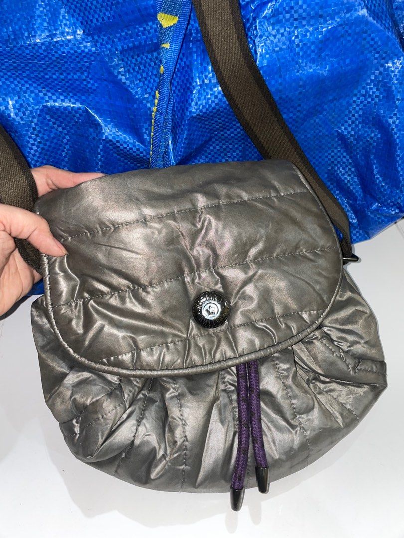 SALE!! Kipling metallic gray bag (Category: Cross-body Bags) located in Quezon City. Submitted by lovingsh0pping (Listing ID 1219309028, Image 1). Description: NO MORE PHOTO REQUEST, hingi kayo ng hingi ng ibang photos di naman kayo bibile or magrereply after kayo sendan. Di kayo nakakatuwa. Stop wasting my time pls lang. May stain/dirt not sure kasi wala nmn yan nung ginamit sa storage lang nagakaroon May punit sa loob(itahi nyo nlng po) Authent
