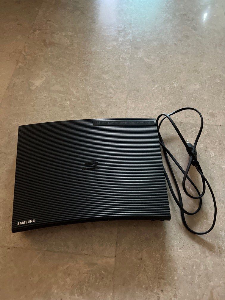 Samsung Blu ray player BD J5500, TV & Home Appliances, TV