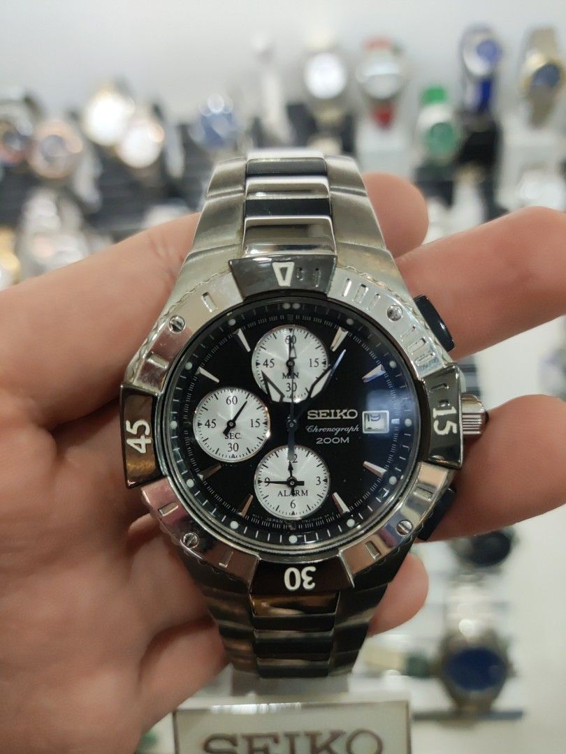 Seiko Alarm Chronograph SNA567P1, Men's Fashion, Watches & Accessories,  Watches on Carousell