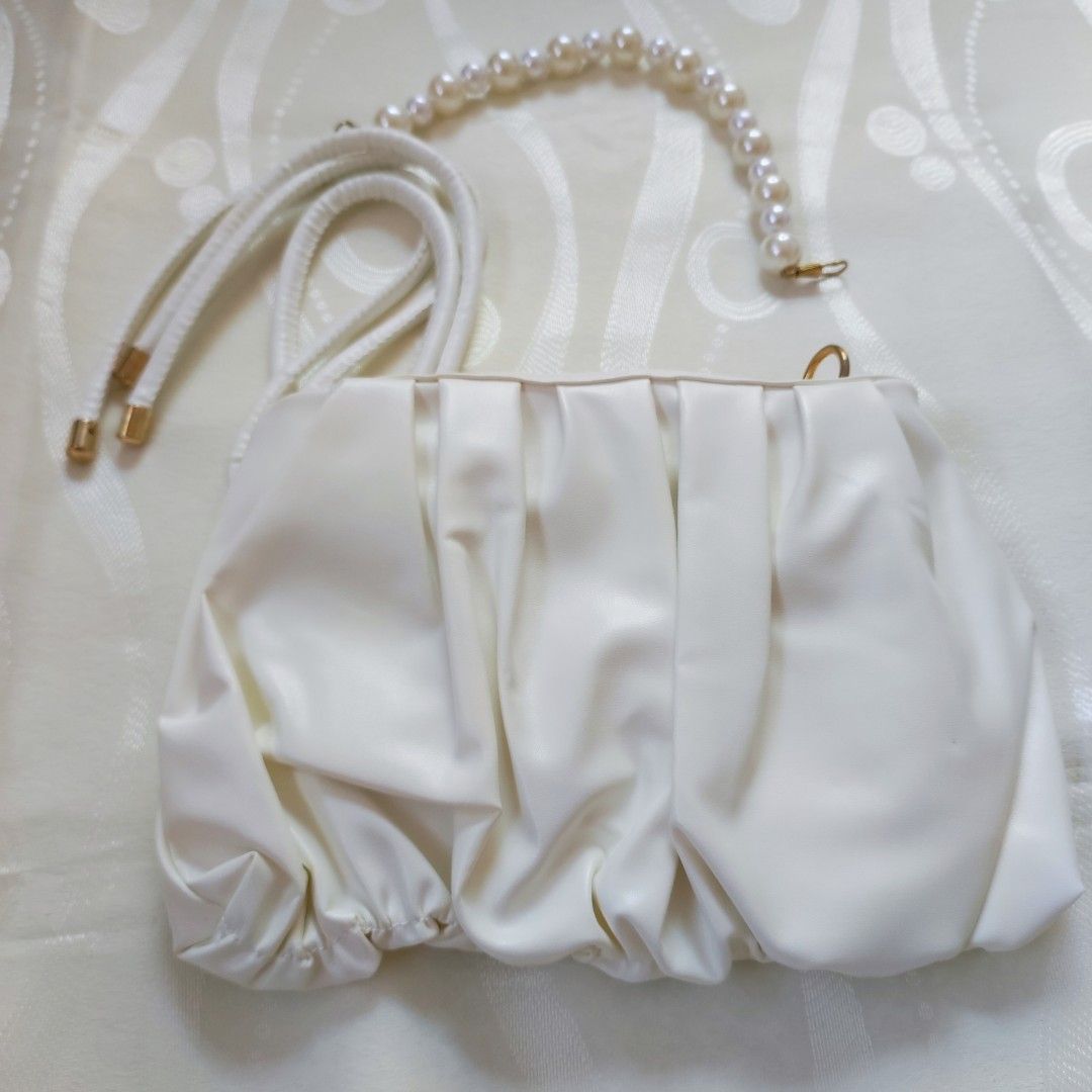 SHEIN Small Mini White Bag, Women's Fashion, Bags & Wallets, Cross-body Bags  on Carousell