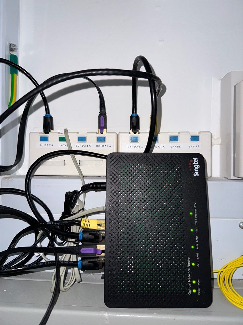 Singtel Mesh Router, Computers & Tech, Parts & Accessories, Other ...