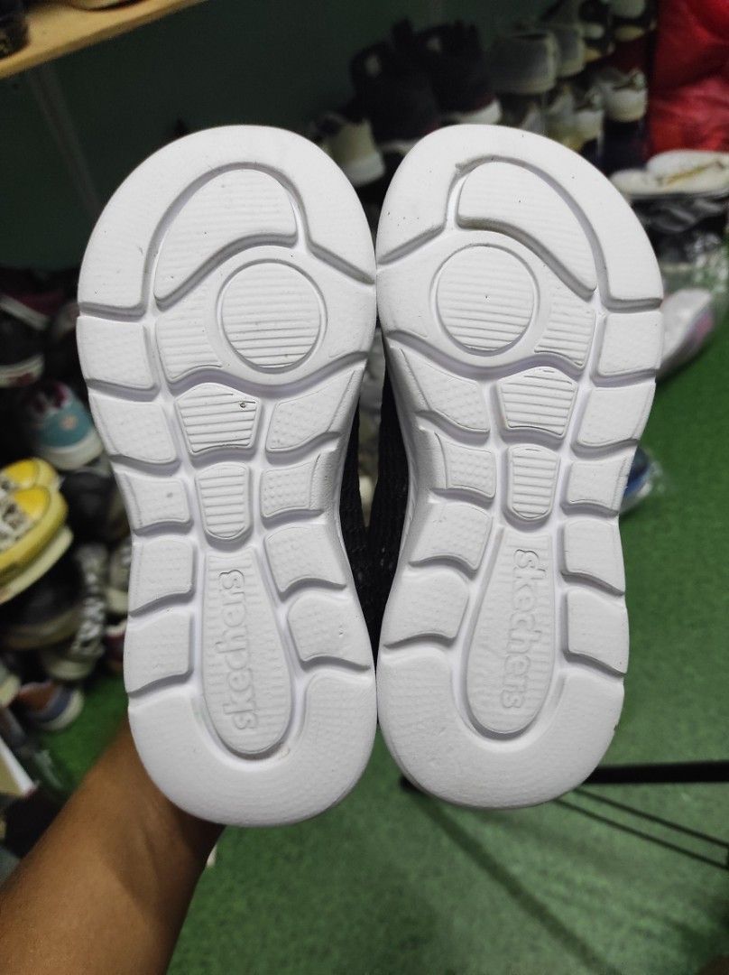 Skechers kids size 19cm Babies Kids Babies Kids Fashion on