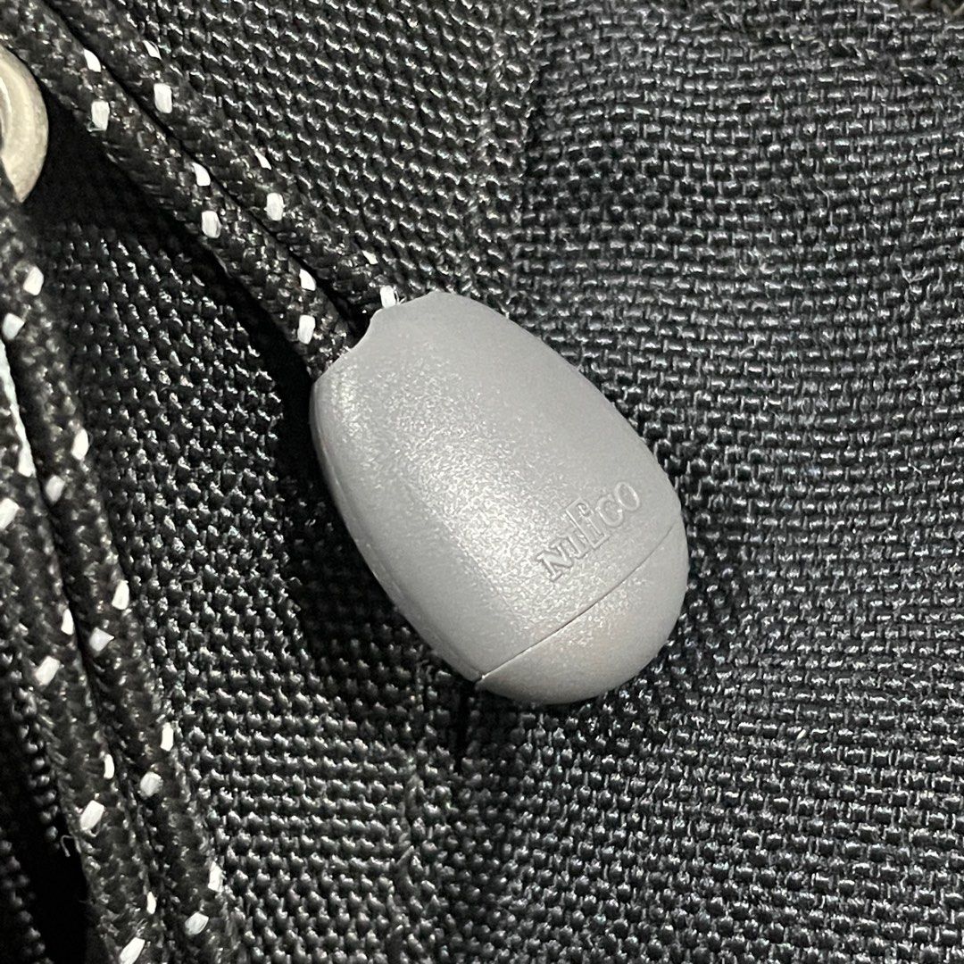 Timberline Outdoor Hiking Pouch Bag, Men's Fashion, Bags, Belt bags