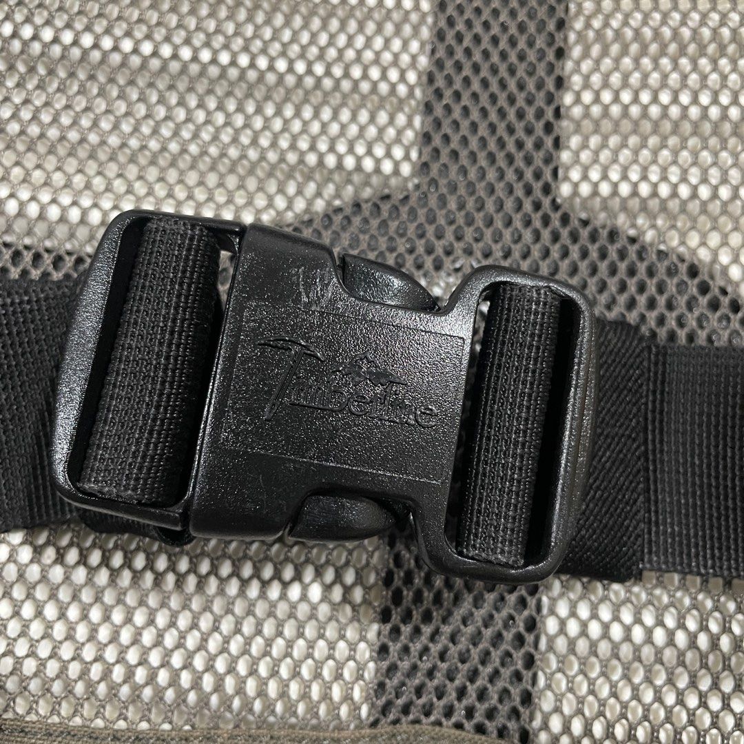 Timberline Outdoor Hiking Pouch Bag, Men's Fashion, Bags, Belt bags