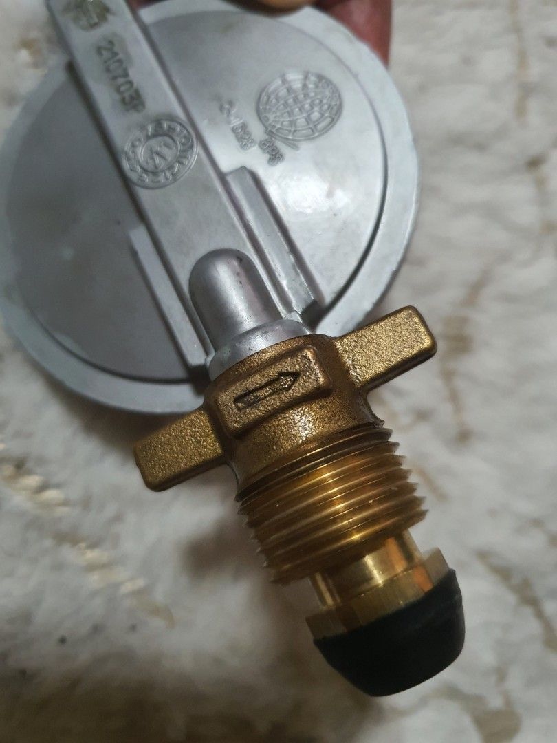 TPA gas regulator on Carousell