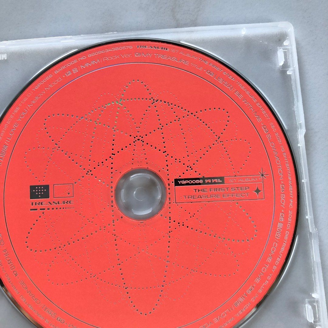 THE FIRST STEP : TREASURE EFFECT (Category: CDs & DVDs) located in Santa Ana. Submitted by hao.ming (Listing ID 1219358093, Image 2). Description: CD AND THE CLEAR CASE ONLY TREASURE 1st Album The First Step : Treasure Effect (Orange Ver.) Take note that this merch is working and is official. RFS: Needs additional funds for college.