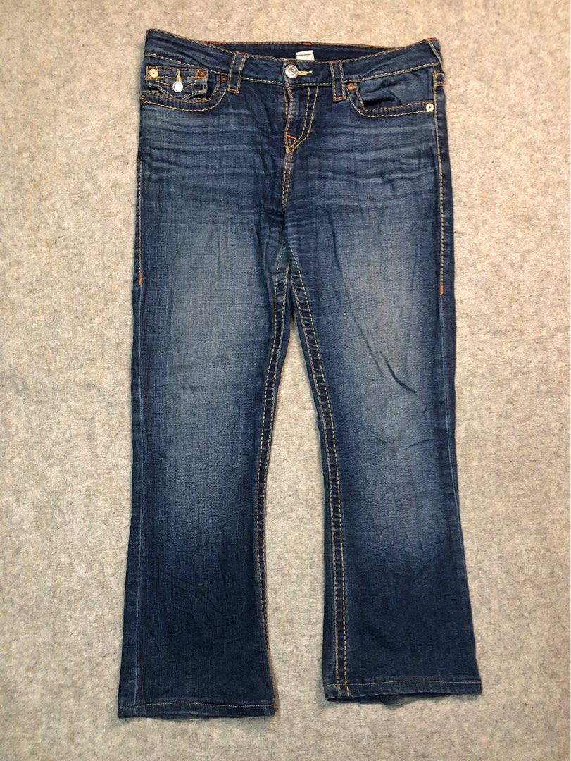 TRUE RELIGION Big Tom Bootcut Flap Size 31 (Category: Jeans) located in Santa Rosa. Submitted by sergids (Listing ID 1219313445, Image 1). Description: TRUE RELIGION Big Tom Bootcut Flap Size 31 Great condition. Big Tom by True Religion. Bootcut. Flaps on the small pockets. Multiple pockets. Blue jeans. 10/10 Condition and Color Grade. Check your fitting jeans to get exact dimensions. In inches. See detailed pics. Dimensions: True Religion Size 3
