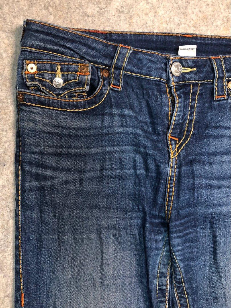 TRUE RELIGION Big Tom Bootcut Flap Size 31 (Category: Jeans) located in Santa Rosa. Submitted by sergids (Listing ID 1219313445, Image 3). Description: TRUE RELIGION Big Tom Bootcut Flap Size 31 Great condition. Big Tom by True Religion. Bootcut. Flaps on the small pockets. Multiple pockets. Blue jeans. 10/10 Condition and Color Grade. Check your fitting jeans to get exact dimensions. In inches. See detailed pics. Dimensions: True Religion Size 3