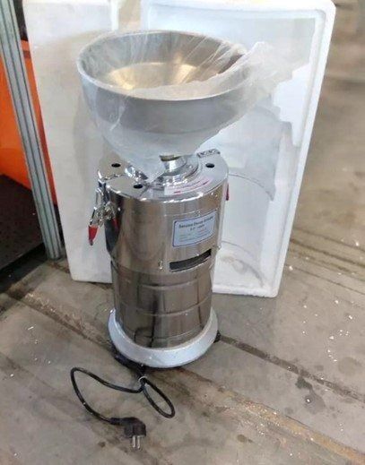 ULT-HR-100Y / PEANUT BUTTER MAKING MACHINE (Category: Bakeware) located in Caloocan City. Submitted by royalbird.87c50e (Listing ID 1219253455, Image 2). Description: HR-100Y / PEANUT BUTTER MAKING MACHINE PHP: 25,184 HR-100Y Peanut butter making machine Power:1.1kw Capacity:15kg/h Voltage:220V Rotation Speed:2850r/min G.W.23KGS.N.W.20KGS Packing size:34*34*74CM 0.09CBM/PC HS code:8438800000 Carton1 ITEM G.W (kg)23 ITEM CBM: 0.10 TOTAL G.W (KGS) 
