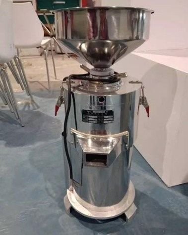 ULT-HR-100Y / PEANUT BUTTER MAKING MACHINE (Category: Bakeware) located in Caloocan City. Submitted by royalbird.87c50e (Listing ID 1219253455, Image 1). Description: HR-100Y / PEANUT BUTTER MAKING MACHINE PHP: 25,184 HR-100Y Peanut butter making machine Power:1.1kw Capacity:15kg/h Voltage:220V Rotation Speed:2850r/min G.W.23KGS.N.W.20KGS Packing size:34*34*74CM 0.09CBM/PC HS code:8438800000 Carton1 ITEM G.W (kg)23 ITEM CBM: 0.10 TOTAL G.W (KGS) 