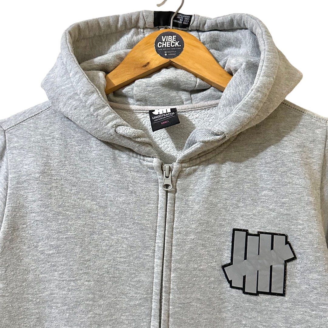 Undefeated deals grey hoodie