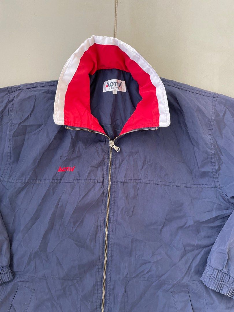 Vintage Activ Sport Windbreaker jacket on Carousell