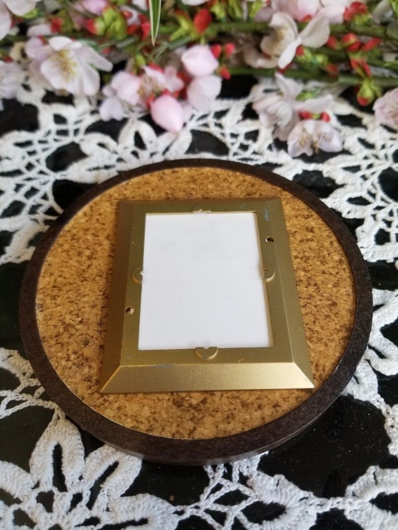 Vintage mini picture Art frame x 2, Furniture & Home Living, Home Decor