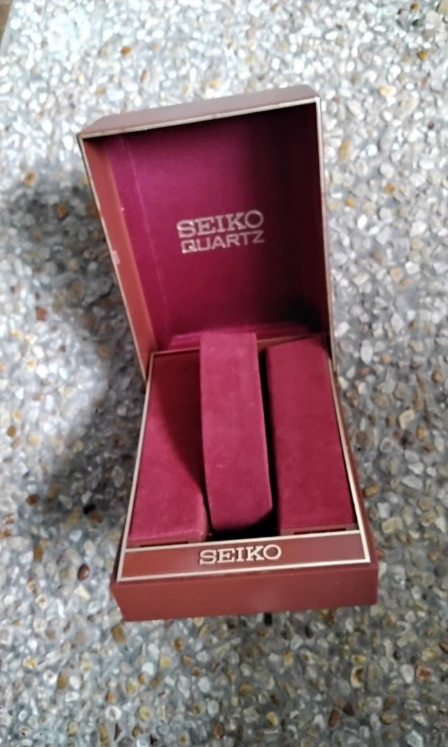 Vintage seiko watch box hot sale
