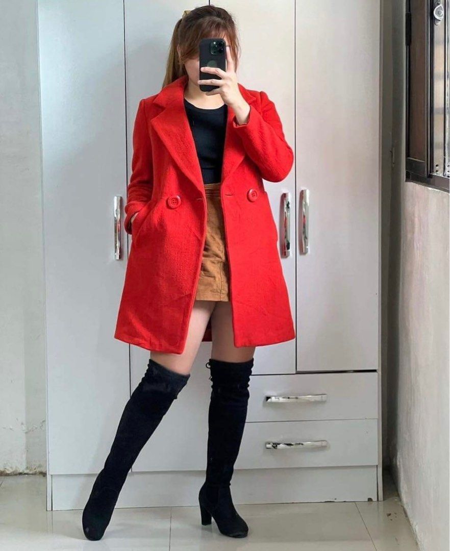 Women's red coat (Category: Coats, Jackets and Outerwear) located in Valenzuela. Submitted by snoopstuff (Listing ID 1219211360, Image 1). Description: Perfect for traveling in cold countries Bought in instagram Never been used and like new, should be used in holy land Fits S-M (Photo from the instagram seller) Rfs: wrong size.