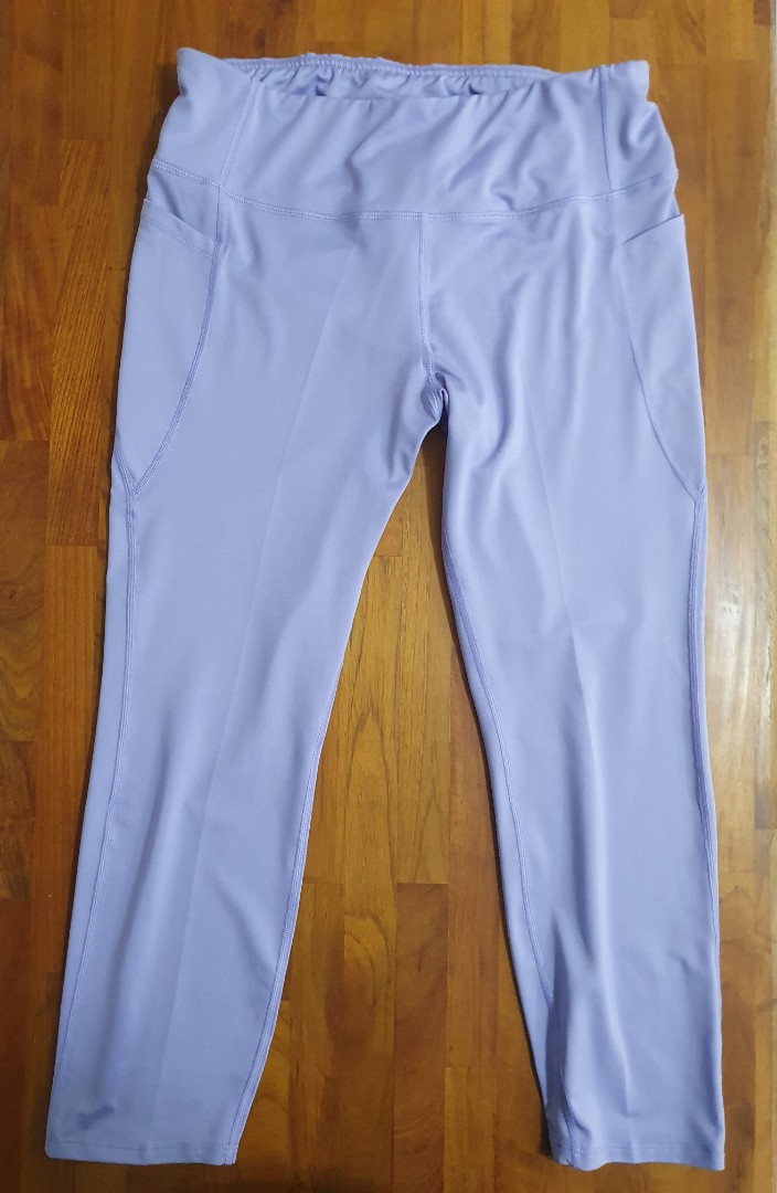size XL) Skechers Women's Compression Tights, Women's Fashion, Watches &  Accessories, Socks & Tights on Carousell