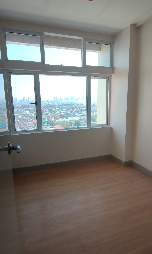 2bedroom for sale condo in Manila peninsula garden midtown homes near