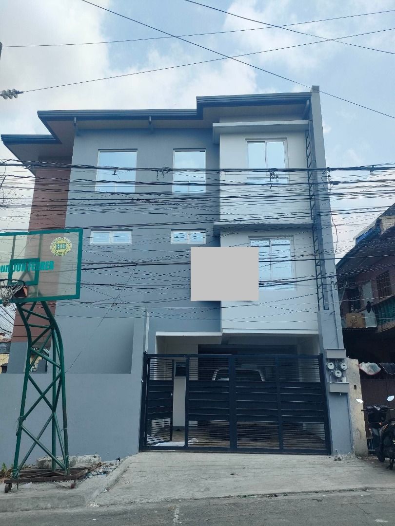 3 Storey Brand New Townhouse in Brgy Alicia Bago Bantay Quezon City for