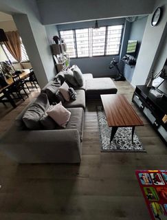 (Category: ) located in . Submitted by ilirsln (Listing ID 1219465178, Image 1). Description: .
