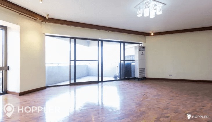 4BR Condo for Sale in The Ritz Towers, Urdaneta Village, Makati ...