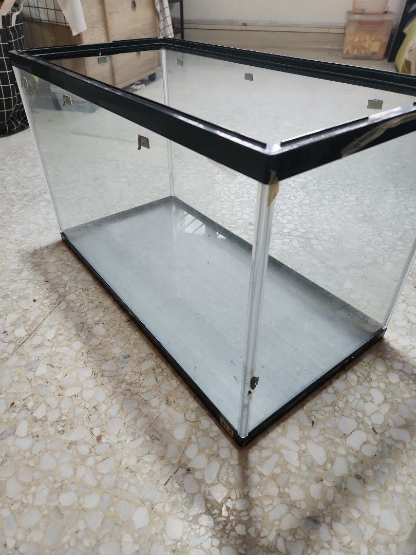 Acrylic Hamster Cage/ Fish Tank, Pet Supplies, Homes & Other Pet Accessories on Carousell