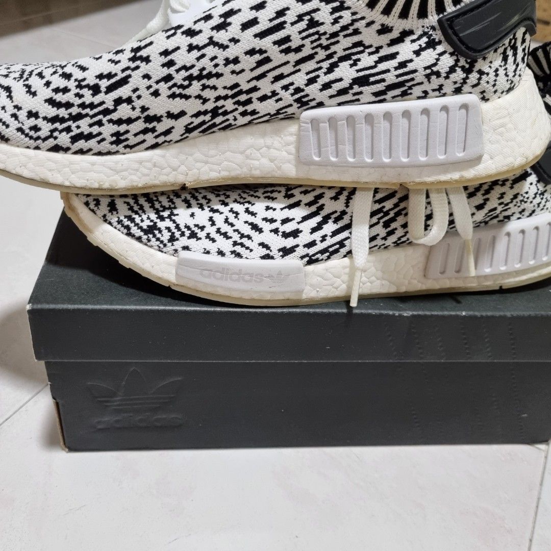 Adidas nmd sales r1 sashiko white