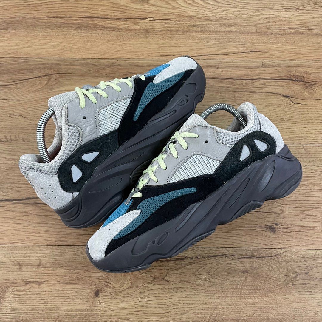 Adidas yeezy 700 poco prezzo new arrivals